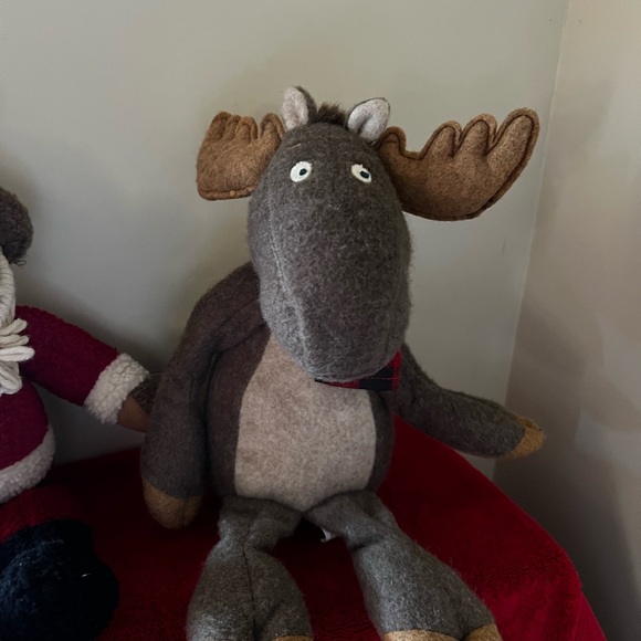 Two Vintage Hallmark Christmas Plush Kris The Bear and Broose The Moose 1998 - Picture 4 of 10